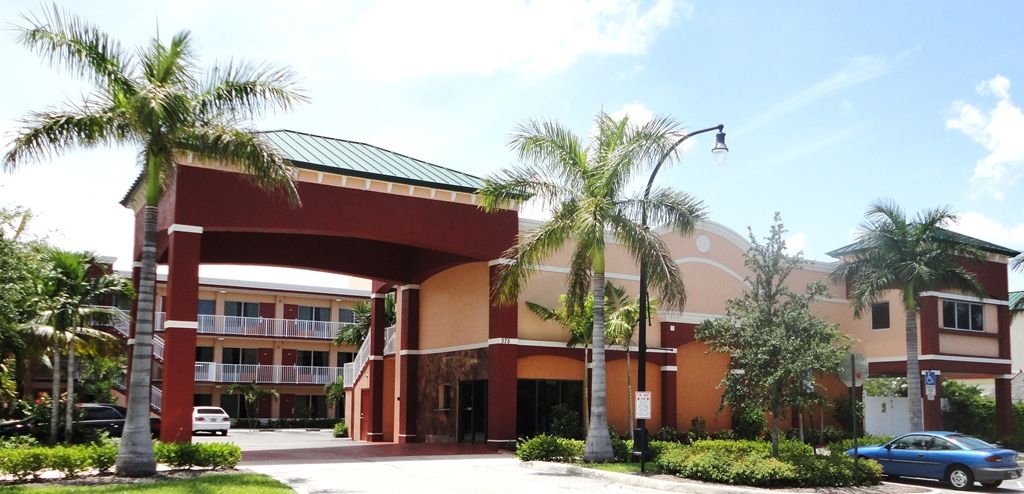 Plantation Inn Hotel And Lounge Bagian luar foto