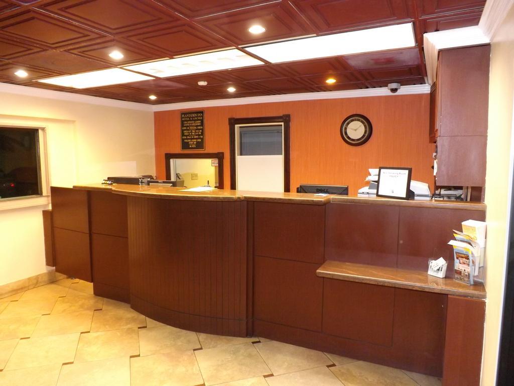 Plantation Inn Hotel And Lounge Bagian luar foto